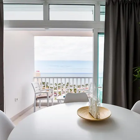 8'th Floor Ocean View In Americas Apartment